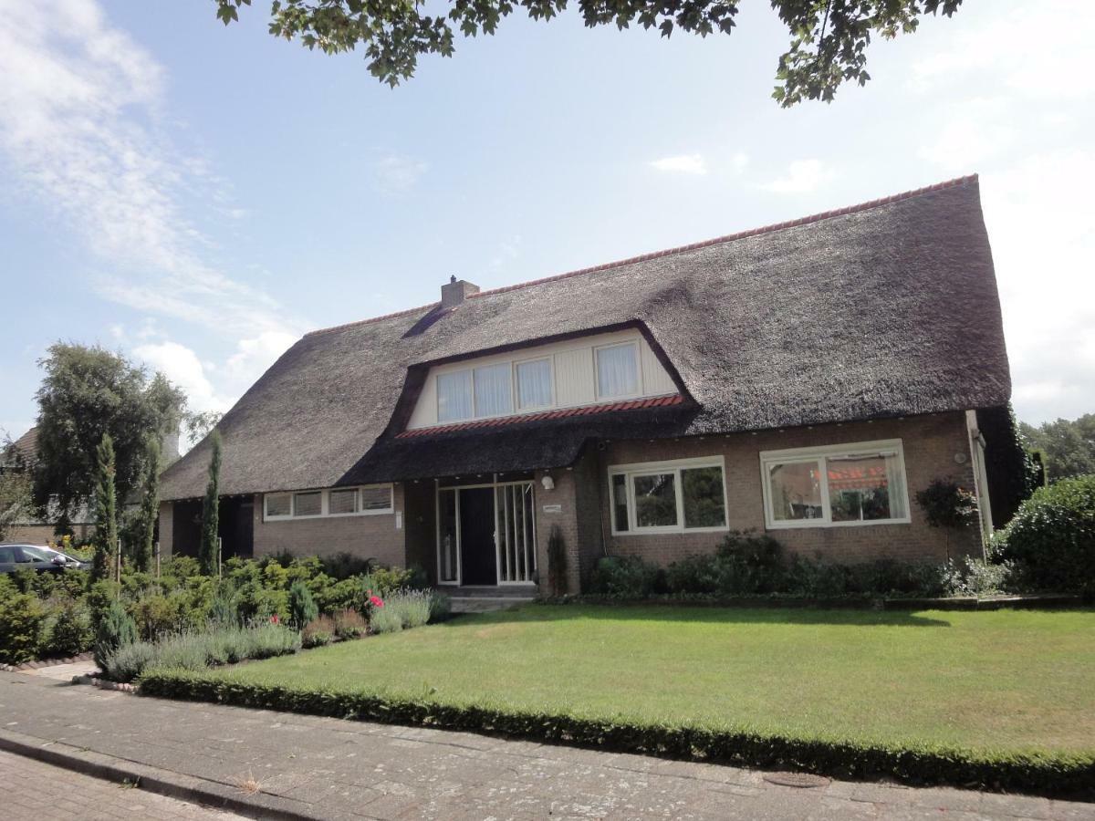 Bed and Breakfast Riethove Harlingen Esterno foto